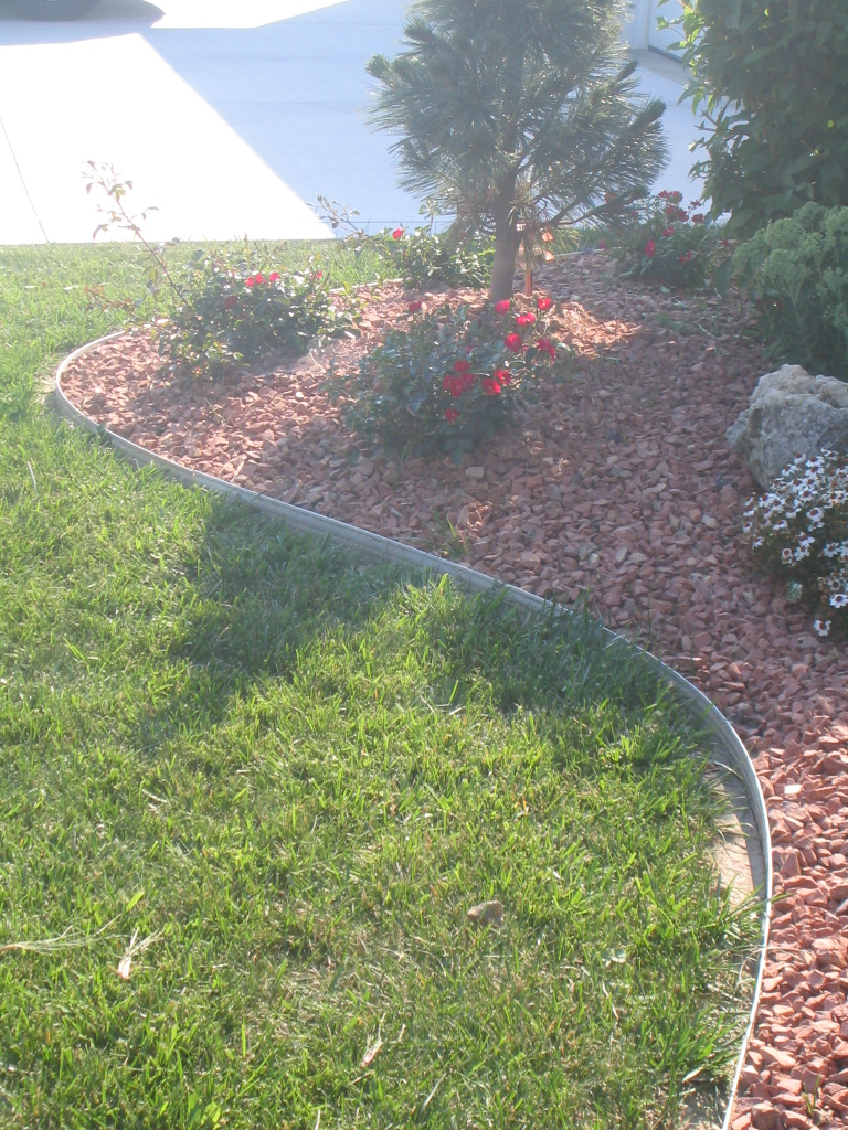 Landscape Edging Images and Garden Example Samples