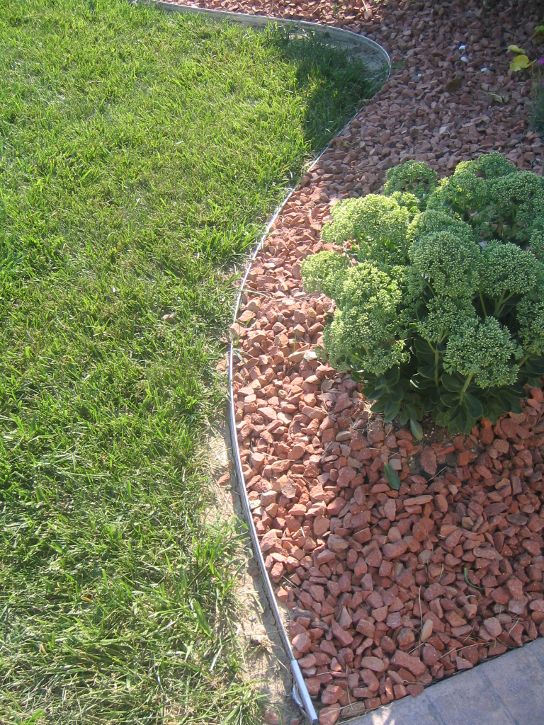 Landscape Edging Images and Garden Example Samples